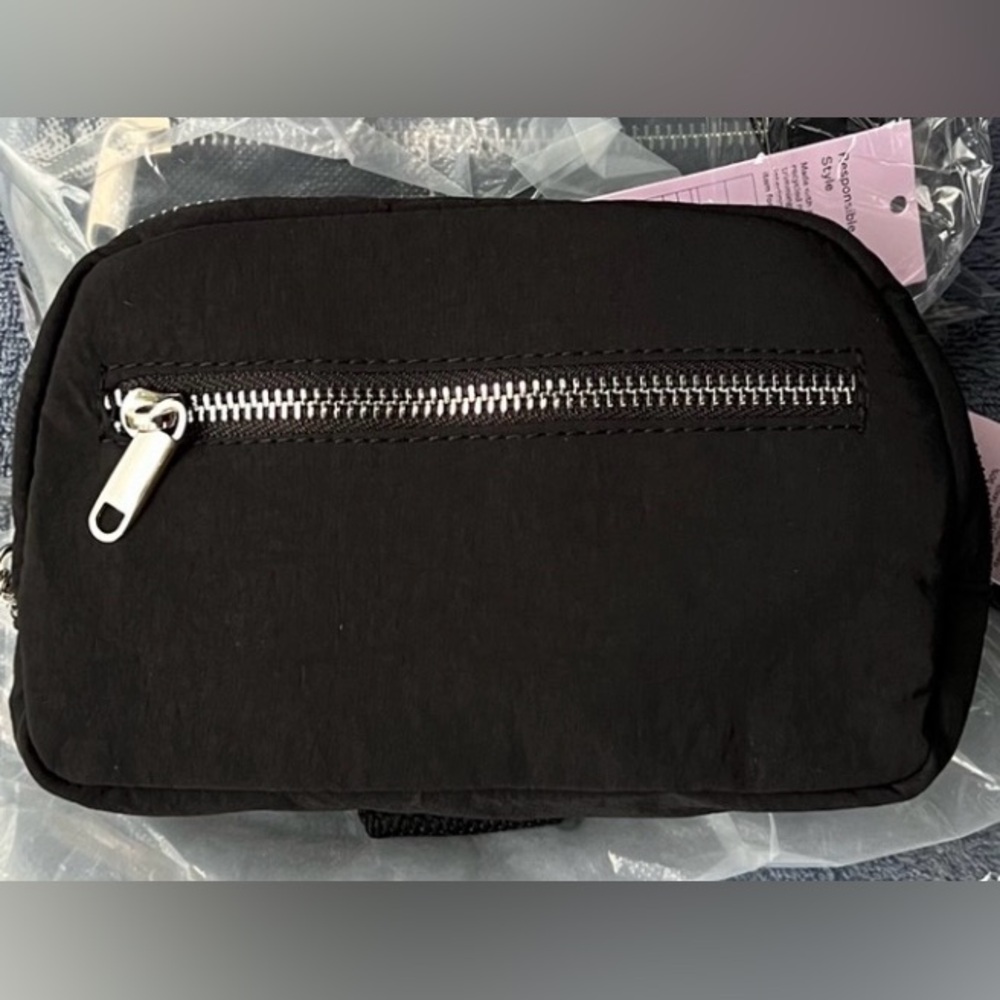 Wild Fable belt bag/fanny pack